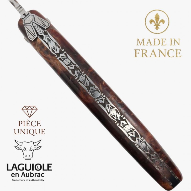 Couteau Laguiole en Aubrac pièce unique loupe tilleul Couteau Laguiole en Aubrac pièce unique loupe tilleul