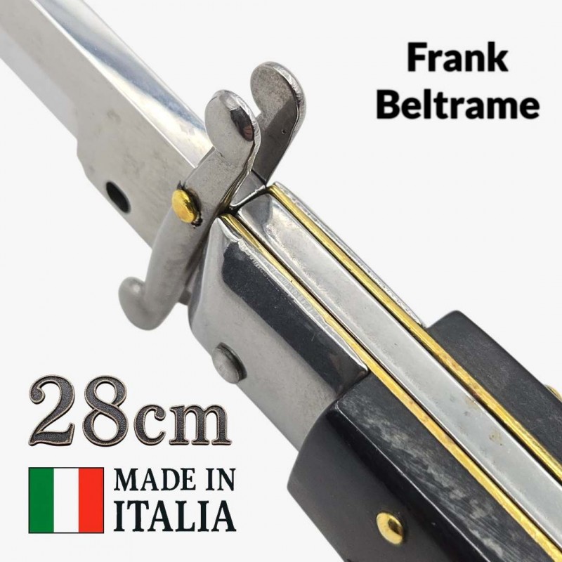 Stiletto automatique Frank Beltrame 28 cm – Corne de buffle– Garde basculante – Exclusivité Mister Couteau Stiletto automatique Frank Beltrame 28 cm – Corne de buffle– Garde basculante – Exclusivité Mister Couteau