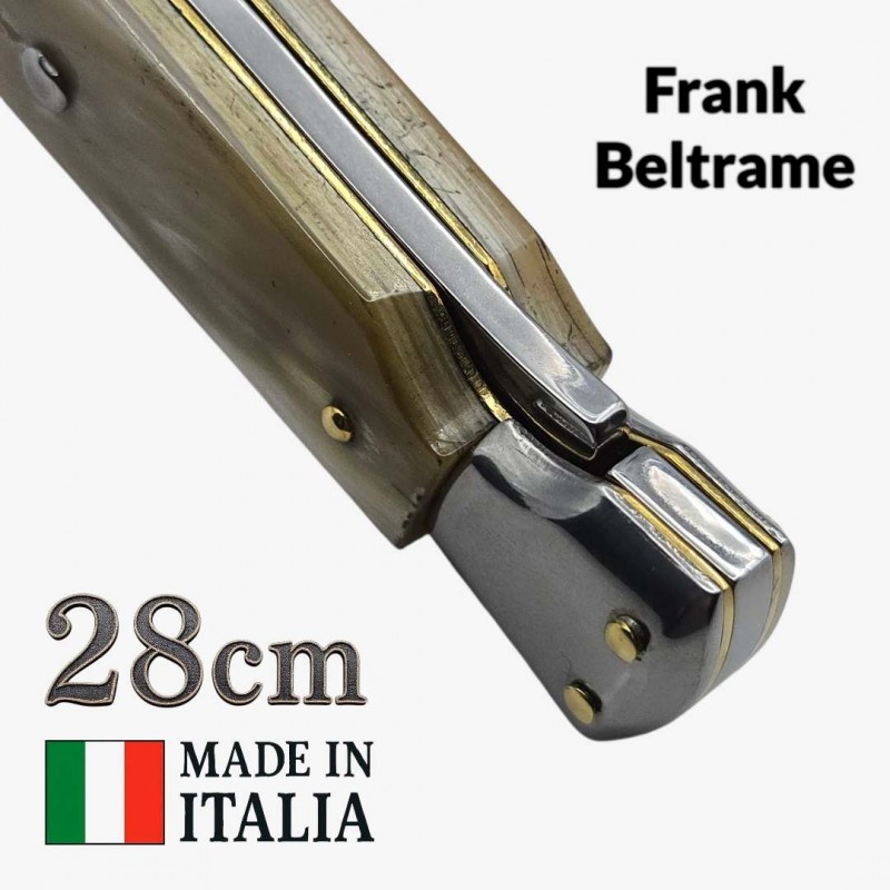 Stiletto automatique Frank Beltrame 28 cm – Corne blonde– Garde basculante – Exclusivité Mister Couteau Stiletto automatique Frank Beltrame 28 cm – Corne blonde– Garde basculante – Exclusivité Mister Couteau