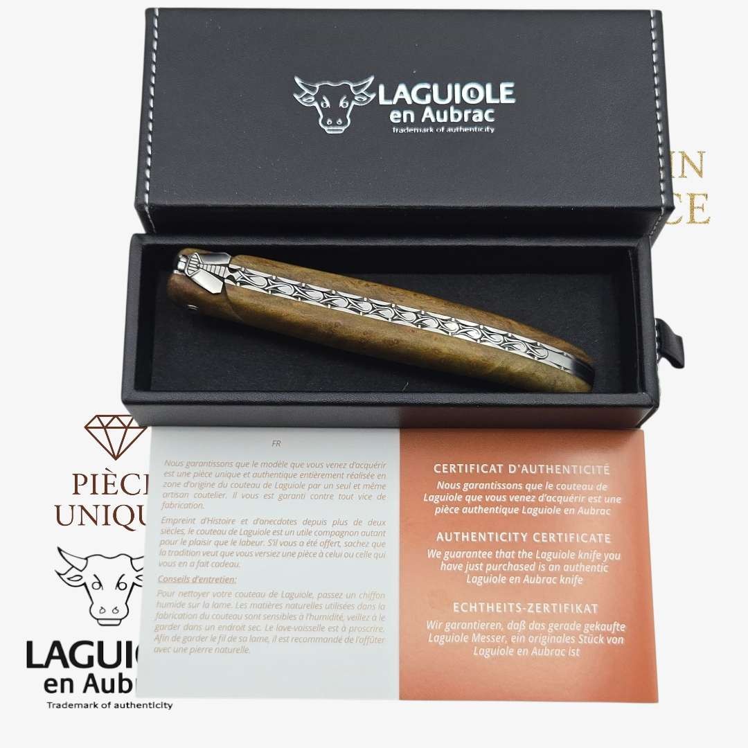 Laguiole en Aubrac artisanal cheesewood pièce unique