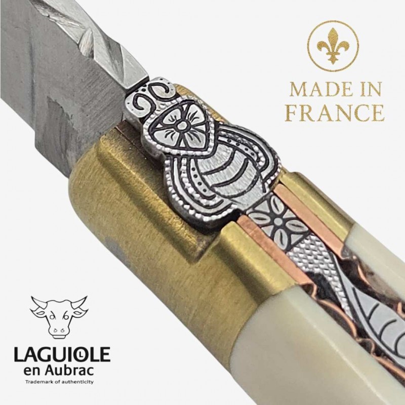 Couteau Laguiole en Aubrac Le Bijou ivoire phacochère