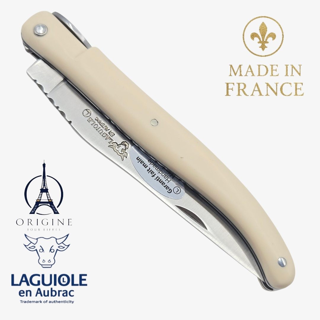 Laguiole en Aubrac Tour Eiffel  elforyn n 409