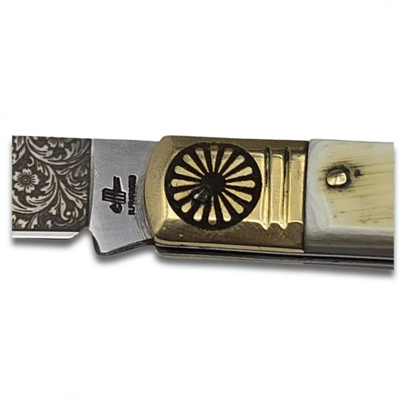 Couteau Fraraccio greffoir 15cm corne mitre gravure roue  + fleurs