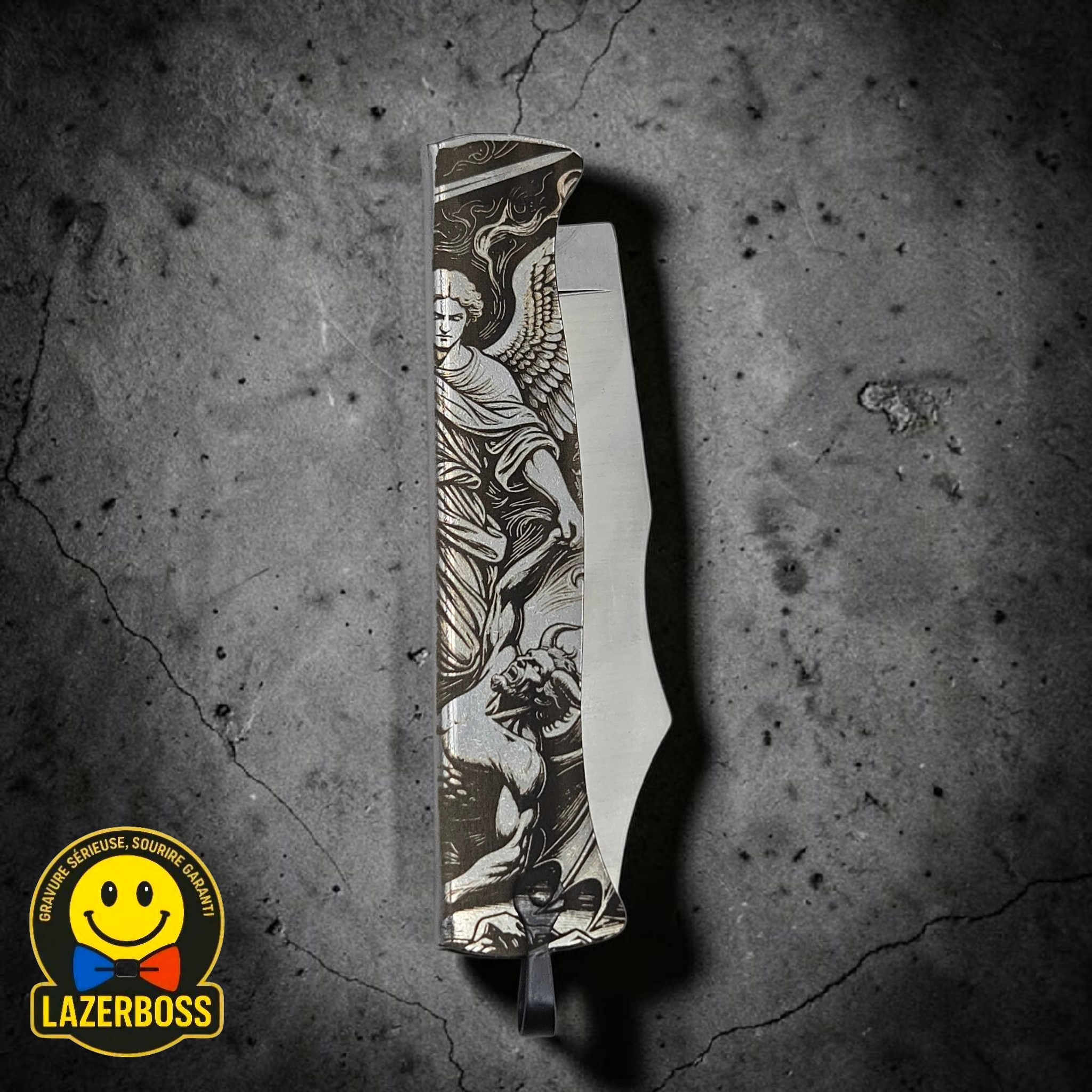 Douk-Douk Édition Sacrée Gravure Saint Michel et démon -