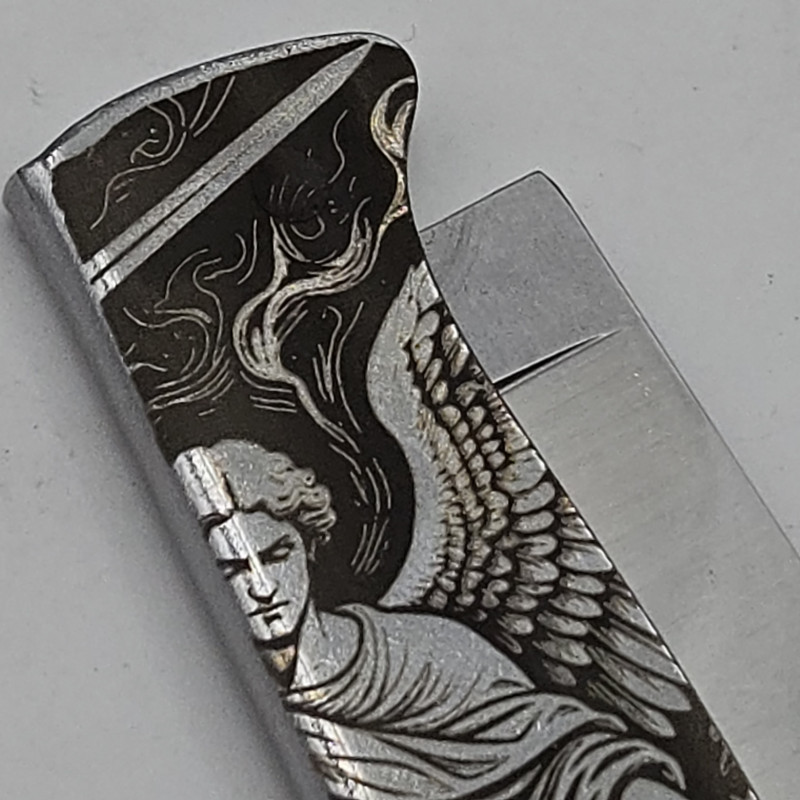 Douk-Douk Édition Sacrée Gravure Saint Michel et démon -