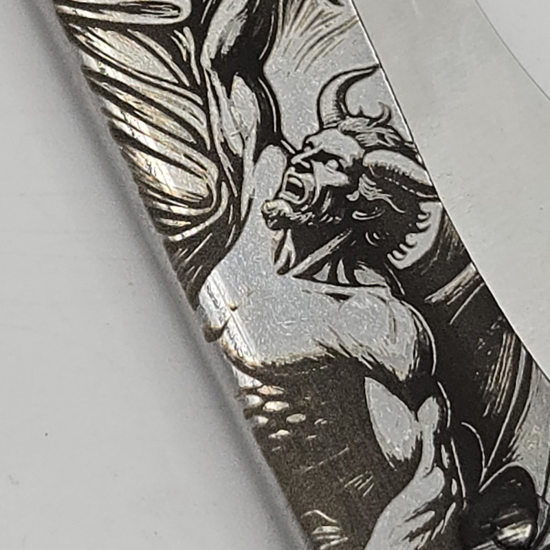 Douk-Douk Édition Sacrée Gravure Saint Michel et démon -