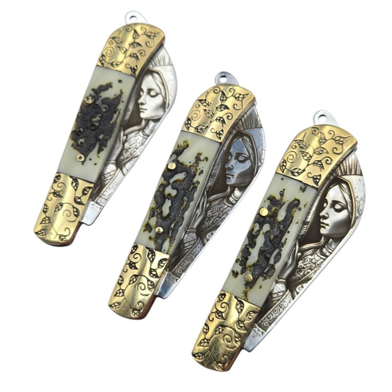 Couteau vierge en priere 14 cm