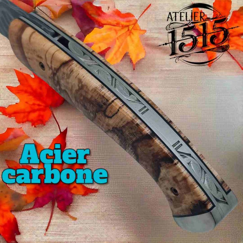 Couteau Atelier 1515 Manu Laplace hêtre échauffé lame carbone gravure eau forte